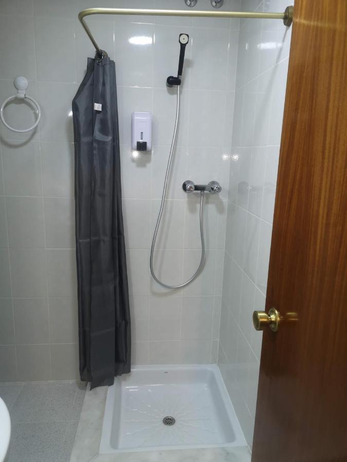 Hostal Conde De Lemos Ponferrada Bagian luar foto